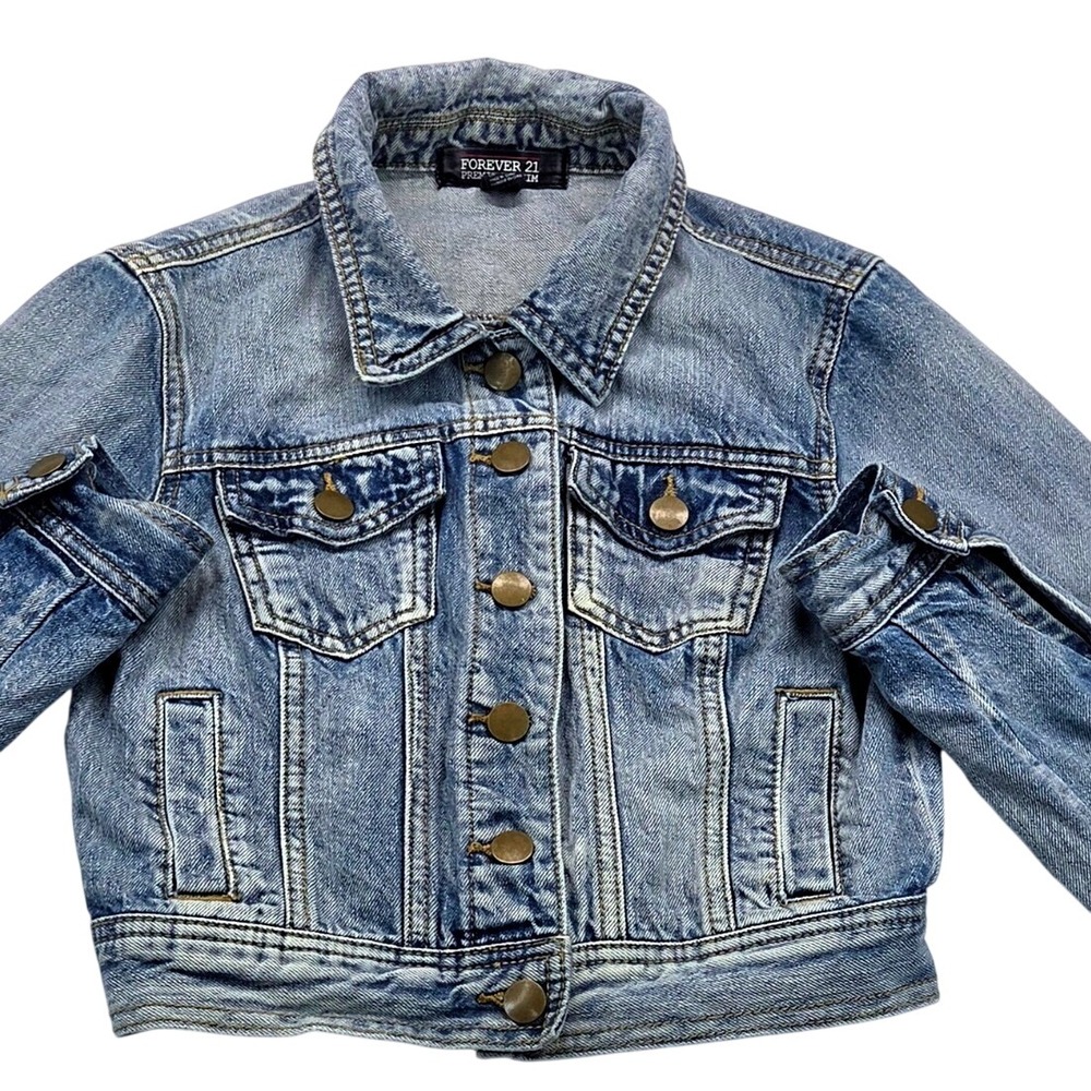 Forever 21 Premium Denim Light Wash Cropped Trucker Jacket Womens Small